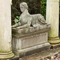 A Composition Sphinx on Rectangular Base
