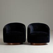 A Pair Milo Baughman For Thayer Coggin Swivel Chairs 1970s Alternate image