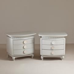 A Pair of Stunning Lacquered Three Drawer Commodes 1980s